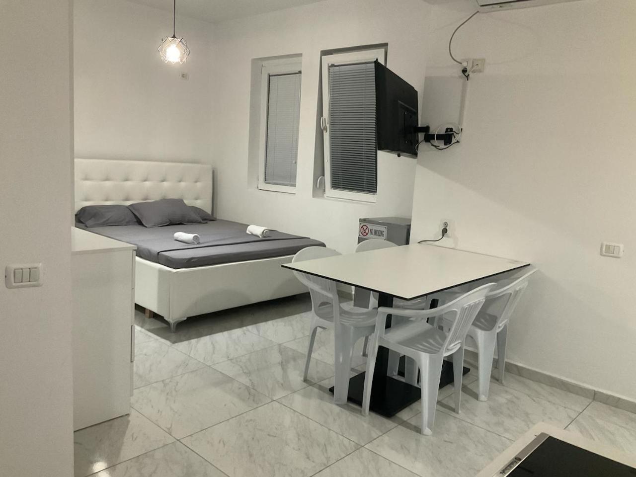 Golem Apartment Exterior foto